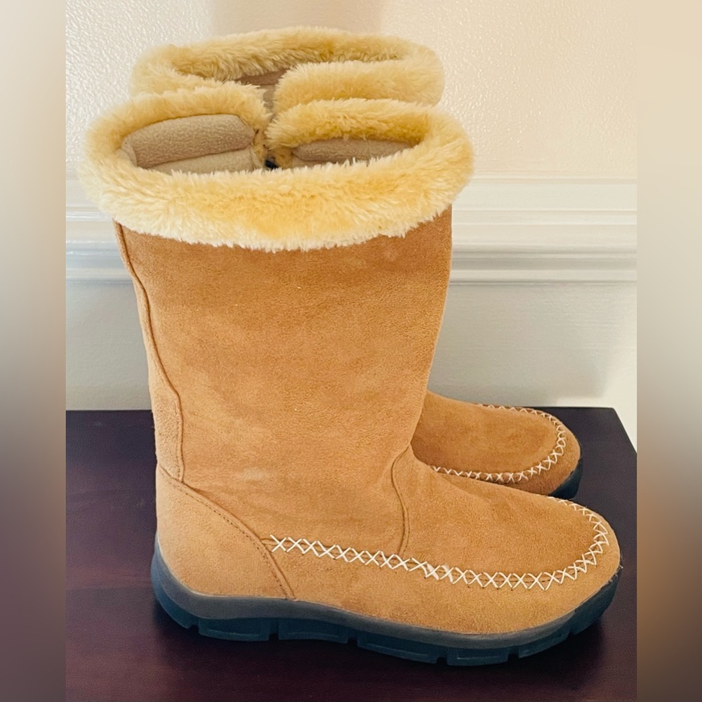Itasca Daphne Sand Faux Shearling Winter Boots Women’s Size 7 NWT - Picture 8 of 13